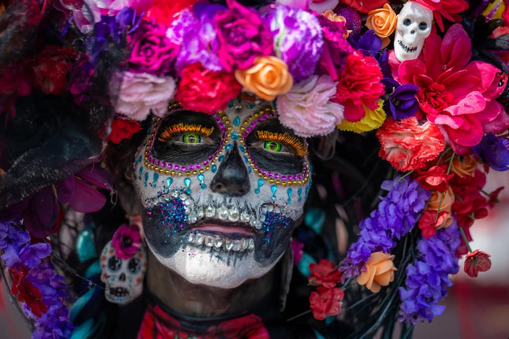 Día de Muertos coverage by Hexaxia Media